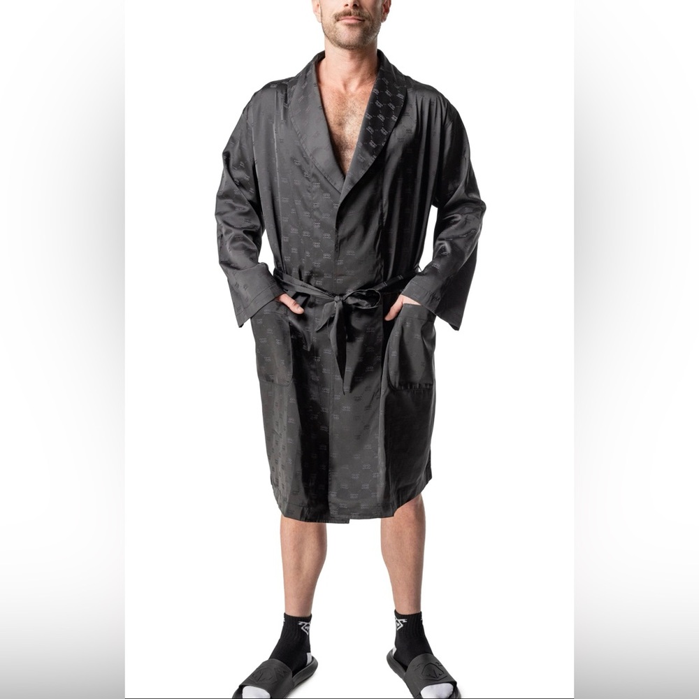 Luxxx Robe - Picture 6 of 10